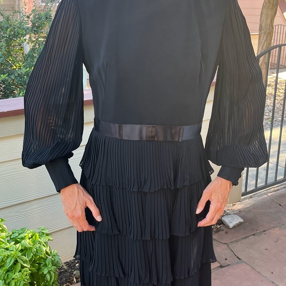 1970s Vintage Cocktail Party Dress - Picture 5 of 10